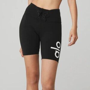 Alo Yoga Black Biker Shorts in Size Small